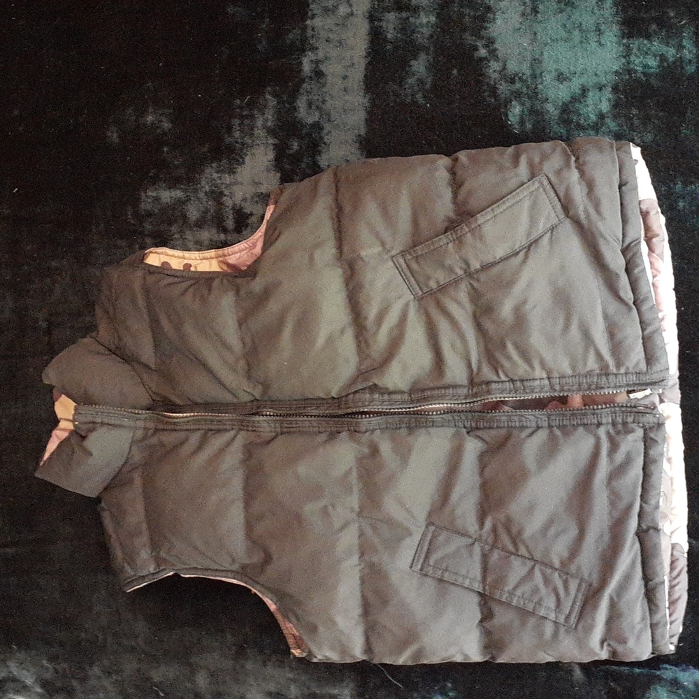 Gap vest